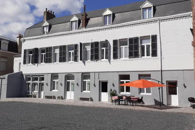 Les Appartements Fenelon Le Cateau-Cambresis Exteriér fotografie